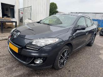 krockskadad bil auto Renault Mégane Estate 1.2 TCe GT-Line StartStop 2013/10
