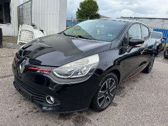 skadebil auto Renault Clio 0.9 TCe Expression 2013/9