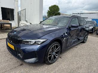 skadebil auto BMW 3-serie Touring 320e AUTOMAAT 2023/5