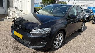 damaged passenger cars Volkswagen Golf 1.4 AUTOMAAT TSI ACT Highline 2013/1