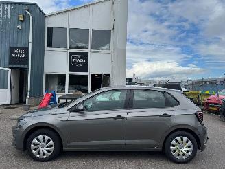 Volkswagen Polo 1.0 TSI Comfortline Business picture 2