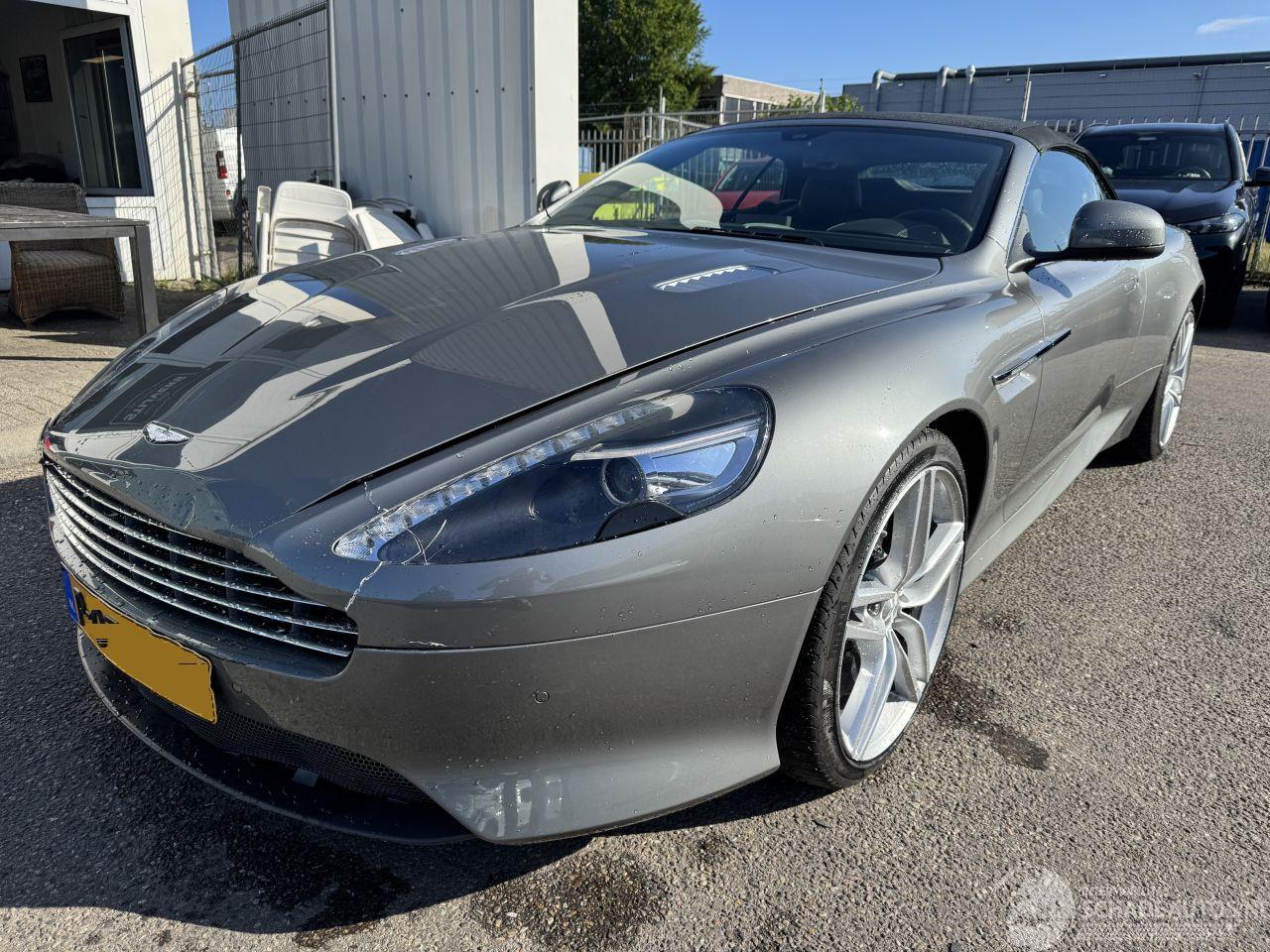 Aston Martin Db9 VOLANTE