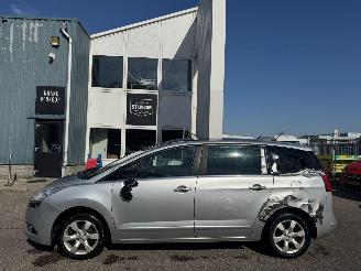 skadebil auto Peugeot  1.6 VTI Blue Lease 7p 2011/11