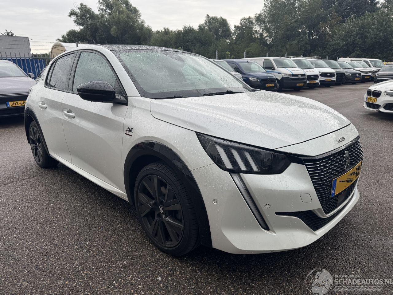 Peugeot 208 1.2 PureTech GT Pack AUTOMAAT