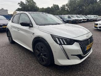 Avarii autoturisme Peugeot 208 1.2 PureTech GT Pack 2022/1