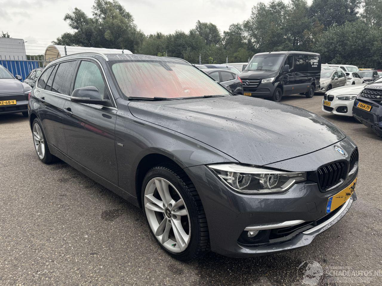 BMW 3-serie 318i Luxury Edition