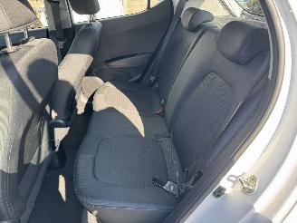 Hyundai I-10 1.0i Comfort picture 9