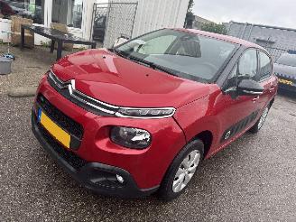 Voiture accidenté Citroën C3 1.2 Bij PurrTech Feel 105g 2017/6