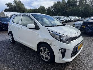 Kia Picanto 1.0 DPi Comfortline picture 6