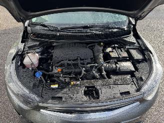Kia Stonic 1.0 T.GDi MHEV DynamicLine picture 13