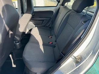 Volkswagen Up! 1.0 picture 16