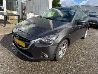 Coche accidentado Mazda 2 1.5 Skyactiv-G Dynamic 2017/6