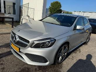 krockskadad bil auto Mercedes A-klasse 160 Ambition 2016/10