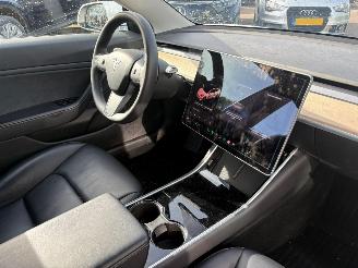 Tesla Model 3 Standard RWD Plus 60 kWh picture 14