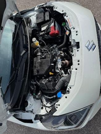 Suzuki Swift 1.2 Select Smart Hybrid picture 7