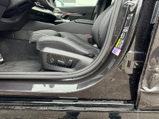 BMW 5-serie Touring 530e xDrive picture 10
