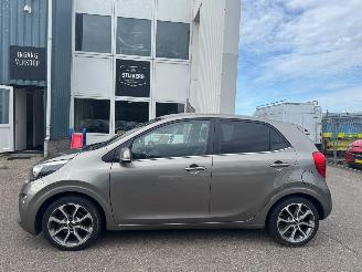 Kia Picanto 1.0 CVVT Design Edition picture 2