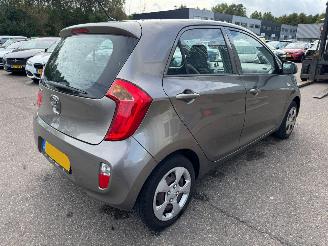 Kia Picanto 1.0 CVVT Comfort Pack picture 4