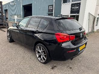 BMW 1-serie 118i Essential picture 3