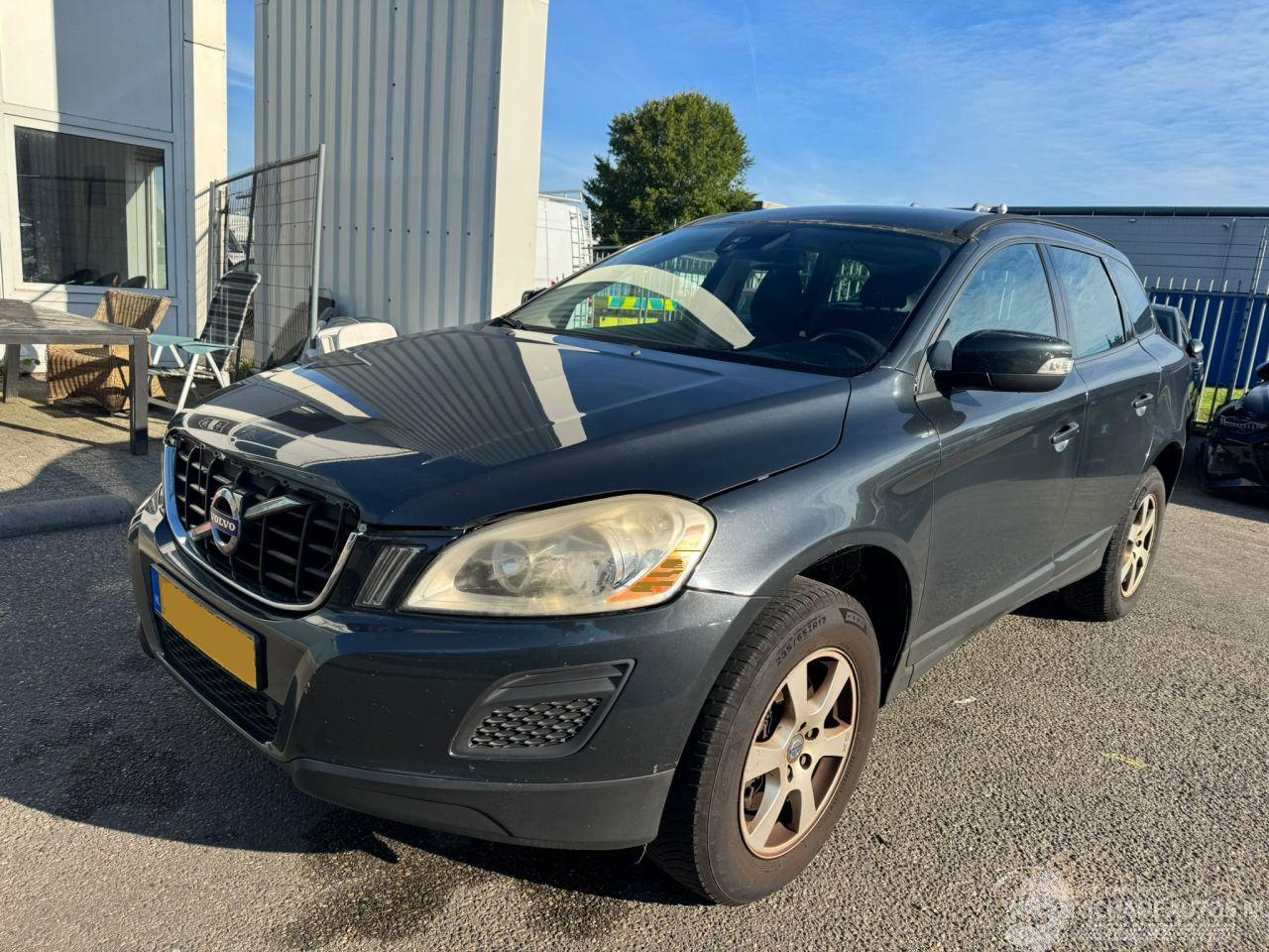 Volvo Xc-60 2.0 D3 Kinetic