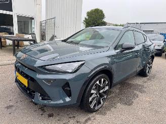 Vaurioauto  passenger cars Cupra Formentor 1.5 TSI e-Hybrid VZ Performance 272 PK 2025/11
