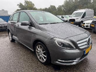 Mercedes B-klasse 180 AUTOMAAT Ambition picture 6