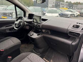 Peugeot Partner 1.5 AUTOMAAT BlueHDI Premium picture 12