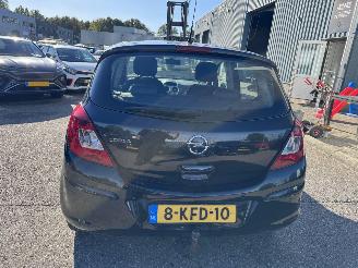Opel Corsa 1.4-16V Anniversary Edition picture 3