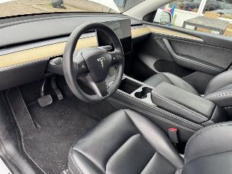 Tesla Model Y RWD 58 kWh picture 9