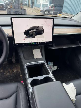 Tesla Model Y Long Range RWD 75 kWh 351 PK picture 10