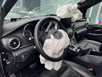 Mercedes V-klasse 250d Extra Lang Avantgarde Edition picture 12