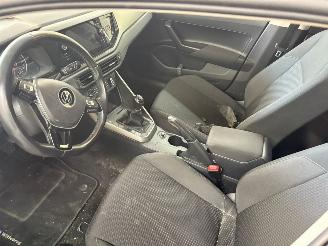 Volkswagen Polo 1.0 TSI R-Line Edition picture 10