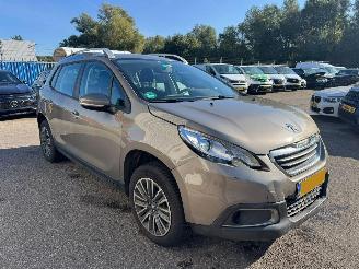 Peugeot 2008 1.2 PureTech Blue Lion picture 6