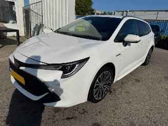 Vaurioauto  passenger cars Toyota Corolla Touring Sports 1.8 Hybrid Business Intro 2020/1