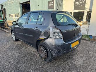 Toyota Yaris 1.3 AUTOMAAT VVTi Aspiration picture 3