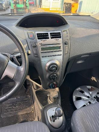 Toyota Yaris 1.3 AUTOMAAT VVTi Aspiration picture 10