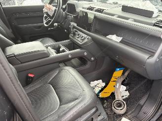 Land Rover Defender 110 2.0 AUTOMAAT P300e 110 X-Dynamic SE 300 PK picture 19