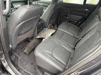 Land Rover Defender 110 2.0 AUTOMAAT P300e 110 X-Dynamic SE 300 PK picture 24