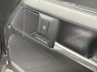 Land Rover Defender 110 2.0 AUTOMAAT P300e 110 X-Dynamic SE 300 PK picture 20