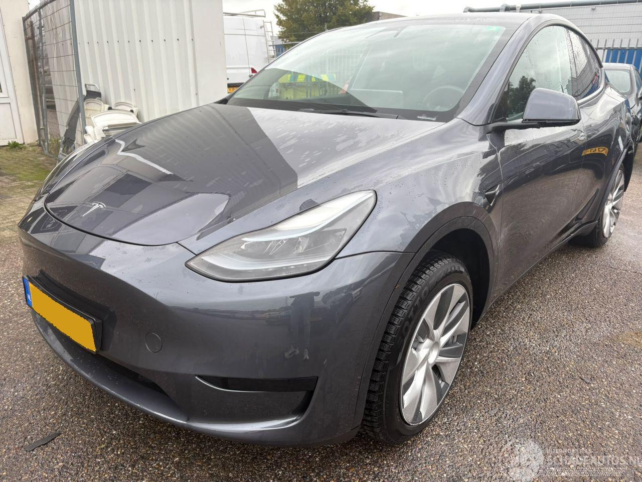 Tesla Model Y RWD 58 kWh