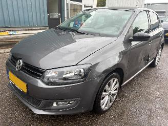 krockskadad bil auto Volkswagen Polo 1.2 Easyline 2011/10
