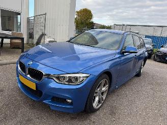 skadebil auto BMW 3-serie Touring 320i  AUTOMAAT Corporate Lease High Executive 2018/1