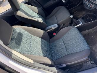 Toyota Yaris 1.0 VVT-i Aspiration picture 19