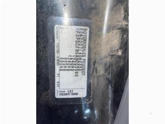 Peugeot 108 108, Hatchback, 2014 1.0 12V VVT-i picture 11