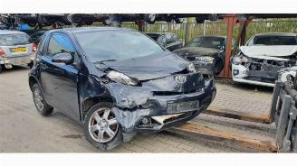skadebil auto Toyota iQ iQ, Hatchback 3-drs, 2009 / 2015 1.0 12V VVT-i 2010/5