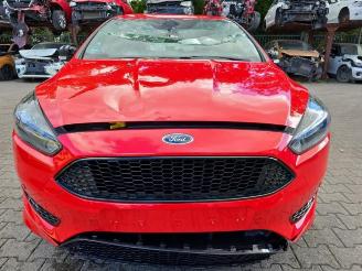 Vrakbiler auto Ford Focus Focus 3, Hatchback, 2010 / 2020 1.0 Ti-VCT EcoBoost 12V 125 2018/7