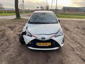 skadebil auto Toyota Yaris Yaris III (P13), Hatchback, 2010 / 2020 1.5 16V Hybrid 2018/3