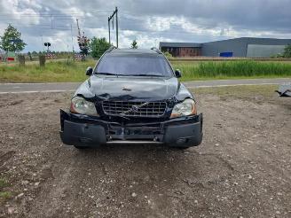 krockskadad bil bromfiets Volvo Xc-90 XC90 I, SUV, 2002 / 2014 4.4 V8 32V 2005/10
