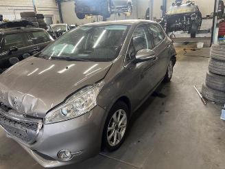 Peugeot 208 208 I (CA/CC/CK/CL), Hatchback, 2012 / 2019 1.6 Vti 16V picture 3