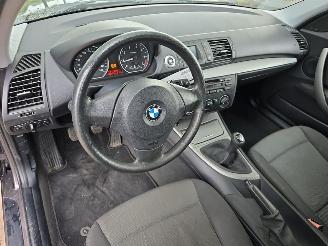 BMW 1-serie 116i picture 16